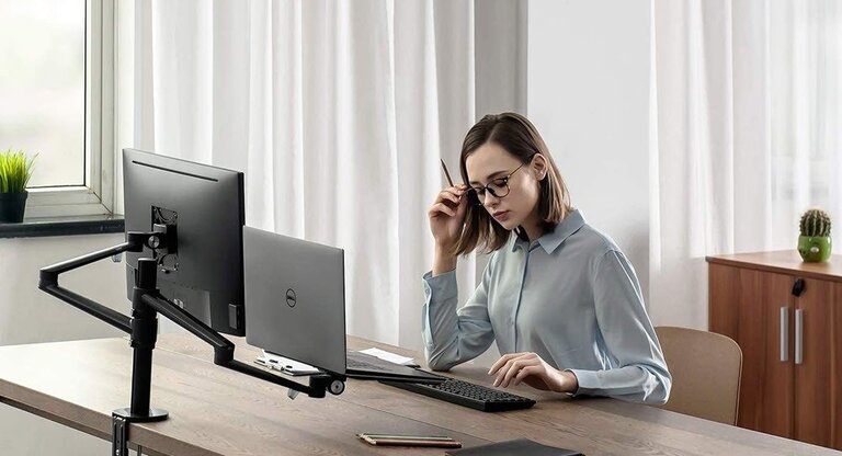 Benefits of the Monitor Arms Benefits of the Monitor Arms