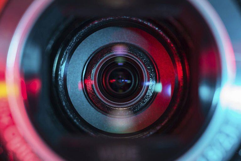 Benefits of a Digital Camera Benefits of a Digital Camera