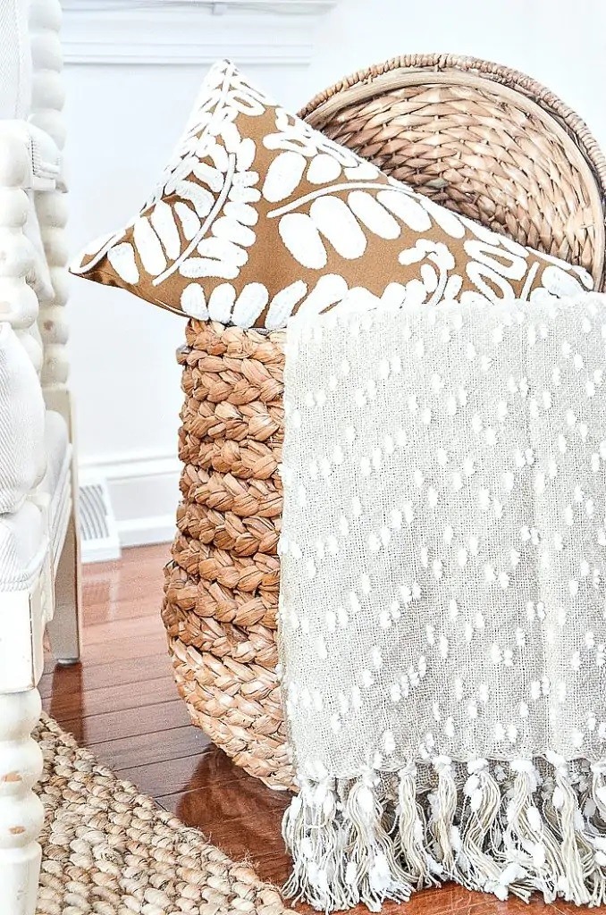 Home Decorating Ideas With Baskets Home Decorating Ideas With Baskets