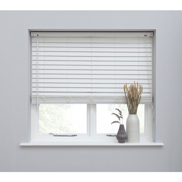 How To Clean White Faux Wood Blinds How To Clean White Faux Wood Blinds