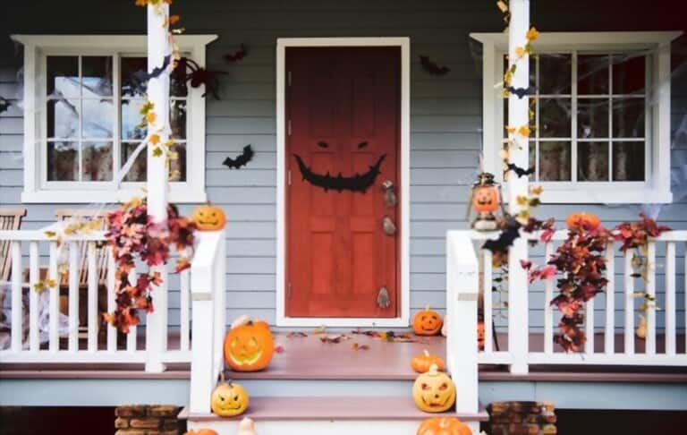 How to Decorate Your House for Halloween How to Decorate Your House for Halloween